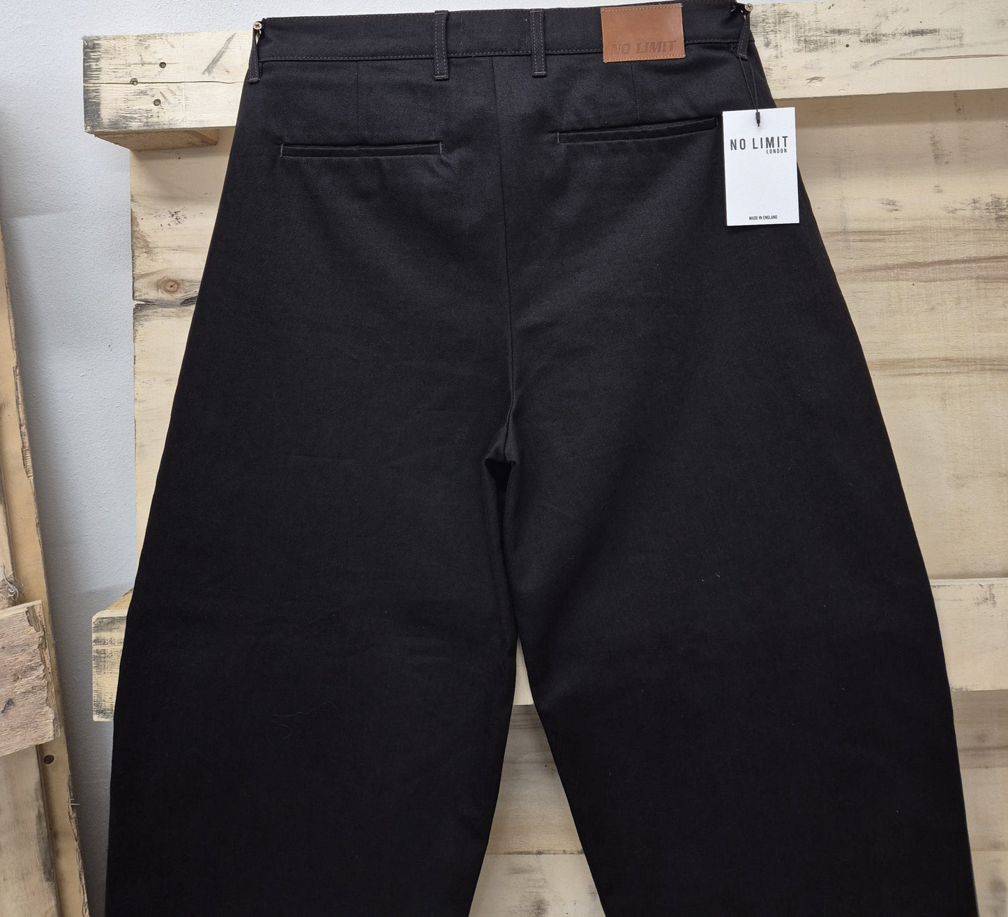 Men's Dark Chocolate Brown Baggy Barrow Jeans - 1015