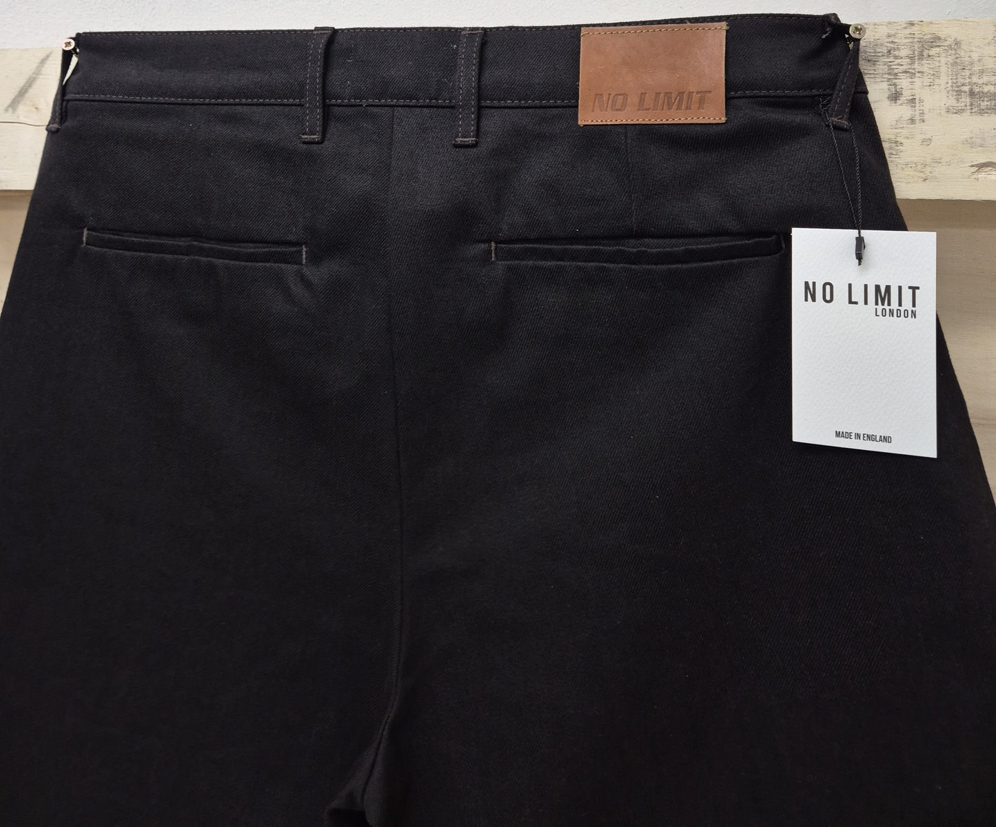 Men's Dark Chocolate Brown Baggy Barrow Jeans - 1015