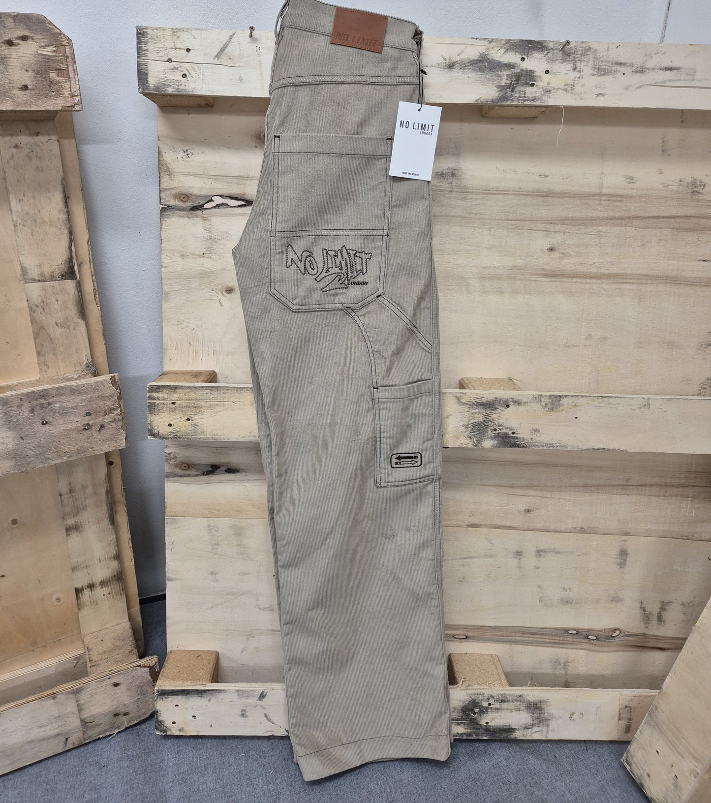 Men's Beige Baggy 24" Wide Leg Baggy Carpenter Cords Jeans No Limit London Embroidered logo - N128