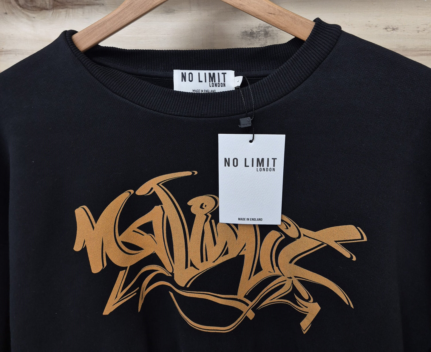 Men's No Limit Electric Rust Gold Graffiti Print Logo Essential Sweatshirt