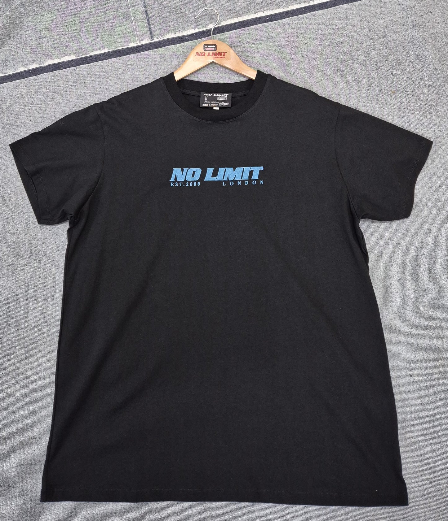 Black Crew Neck Tshirt No Limit Blue Essential Sport Logo