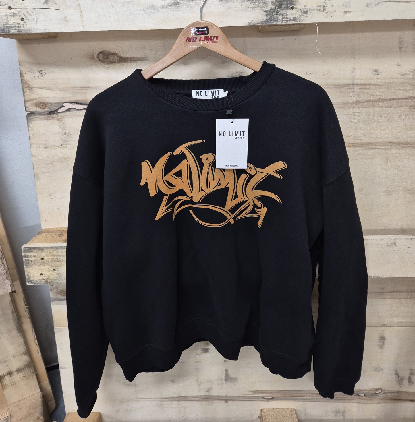Men's No Limit Electric Rust Gold Graffiti Print Logo Essential Sweatshirt