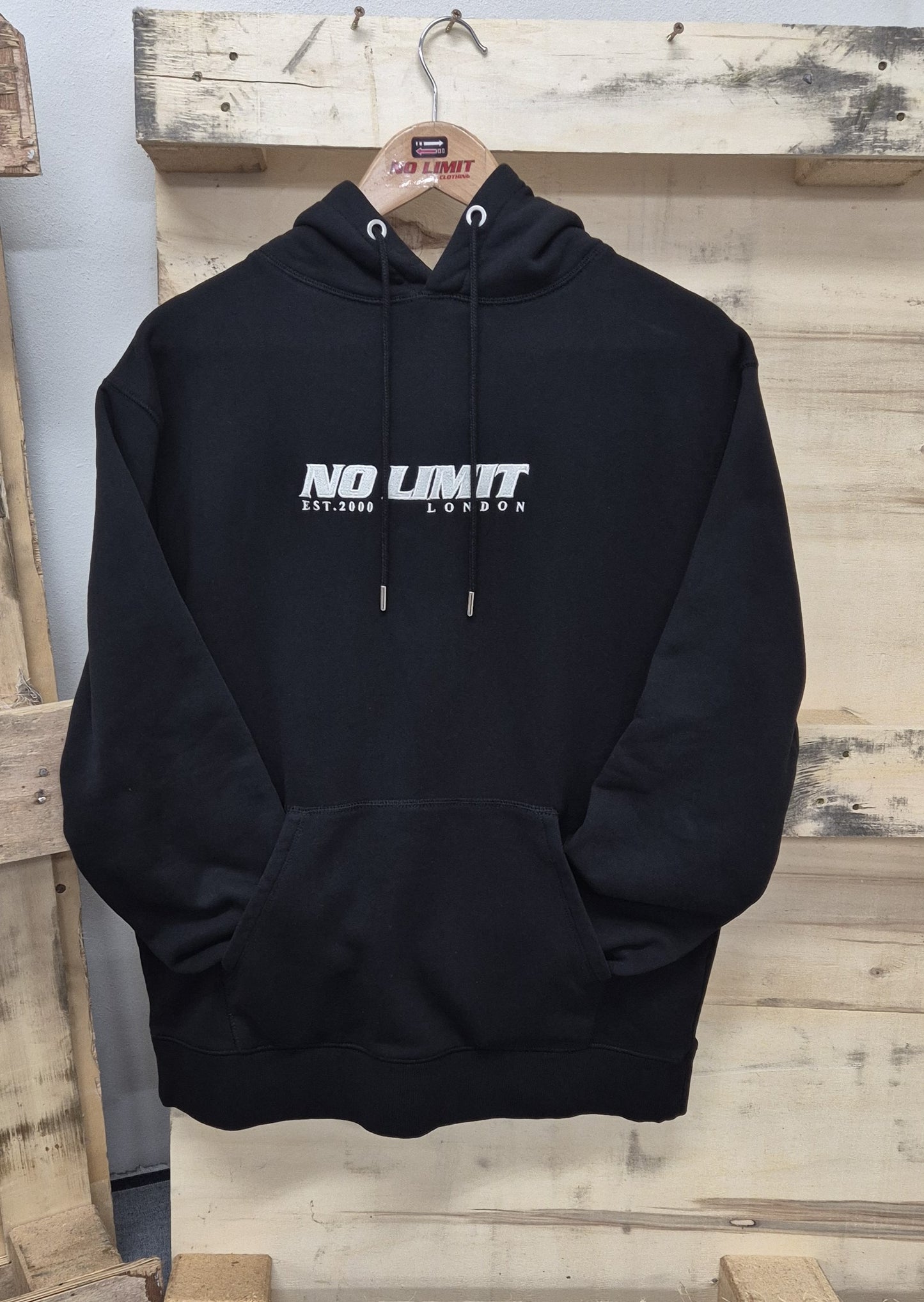 Black hoodie Essential No Limit Logo Chest Embroidery