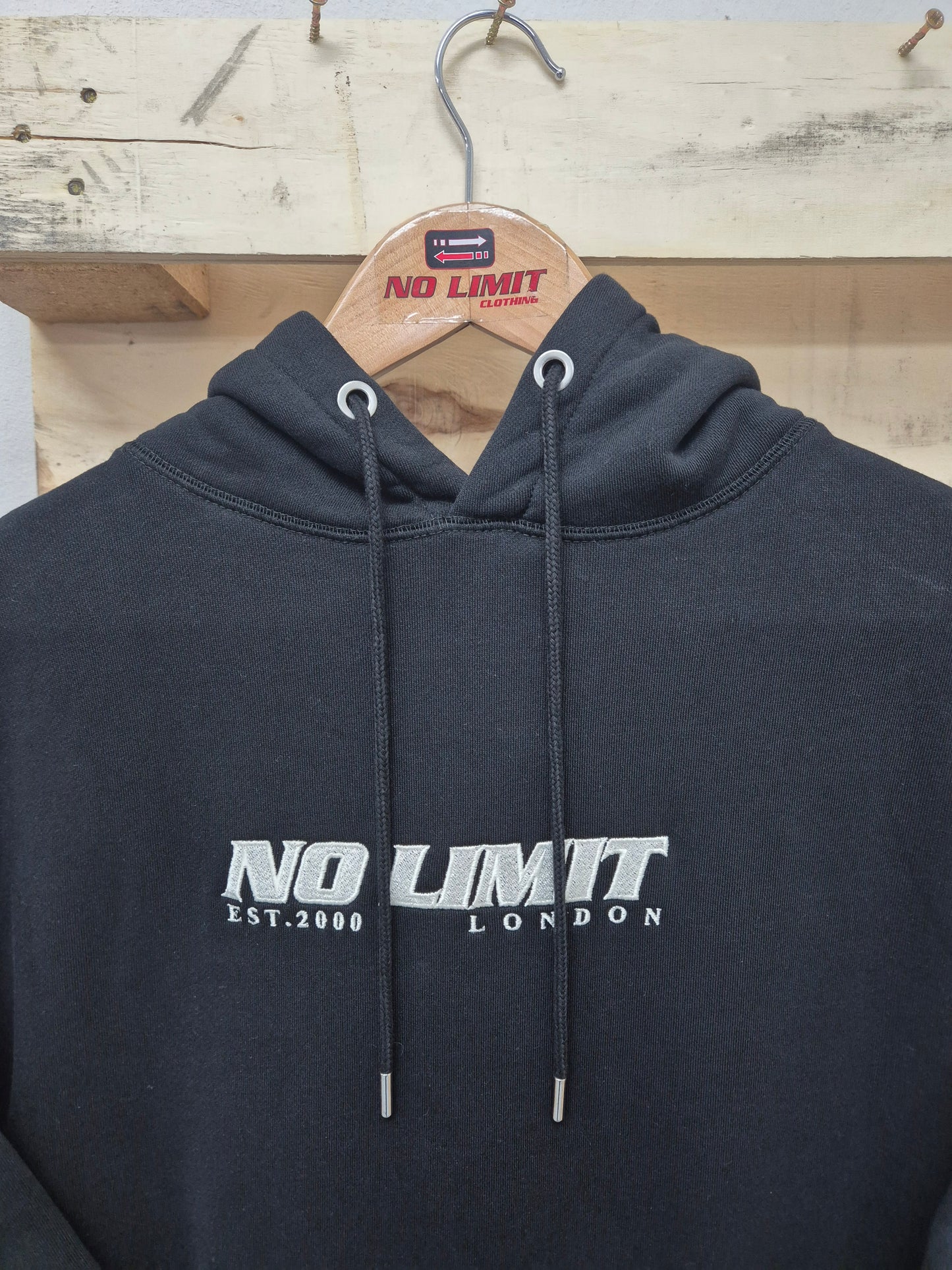 Black hoodie Essential No Limit Logo Chest Embroidery