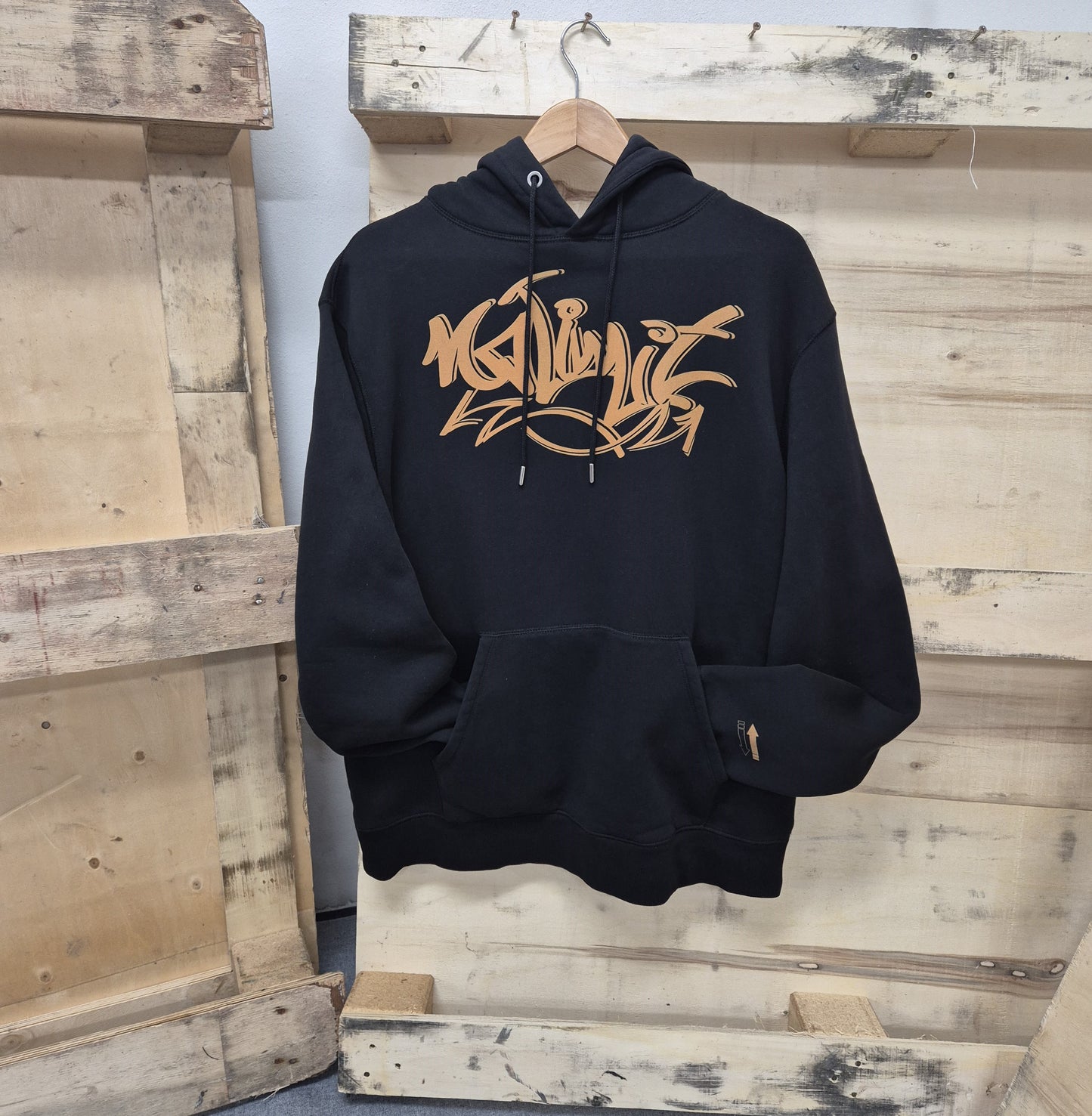 No Limit London Black Pullover Drawstring Rust Gold Print Logo Essential Hoodie