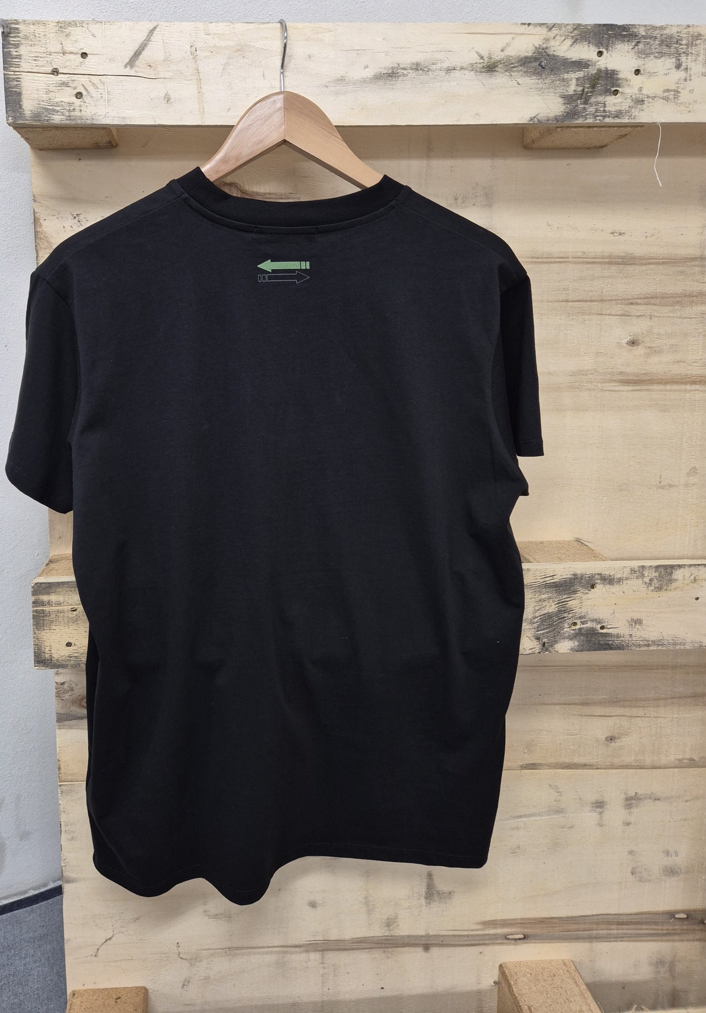 Men's Black Crew Neck Muscle T-shirt Green No Limit Graffiti Logo