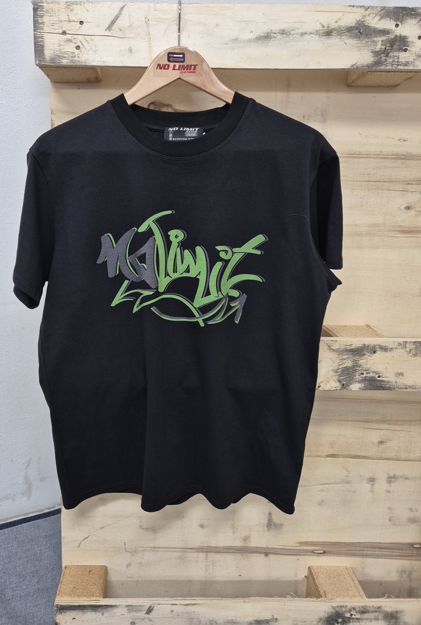 Men's Black Crew Neck Muscle T-shirt Green No Limit Graffiti Logo